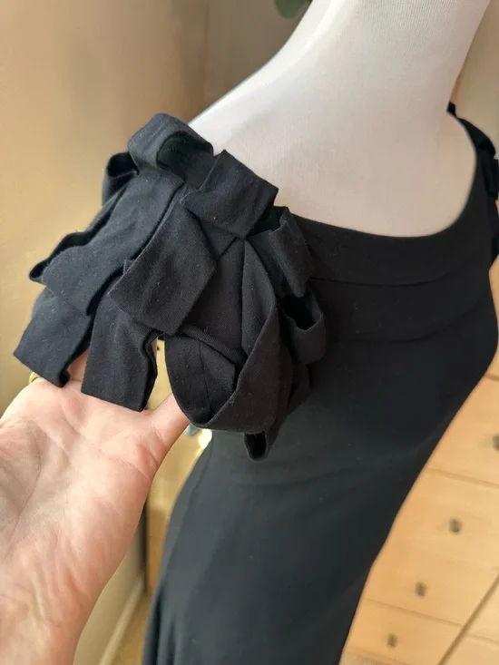 Black Boat Neck Midi Dress - Picture 3 of 6